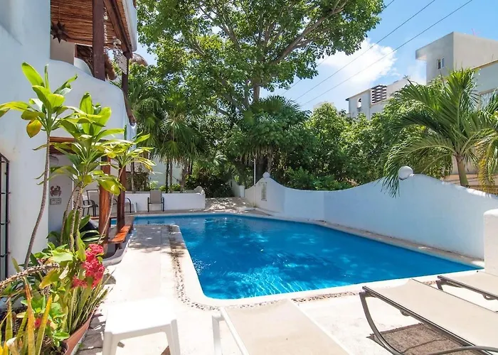 Private Terrace 3 Blocks To Mamitas & 5Th Ave, Gated With Pool