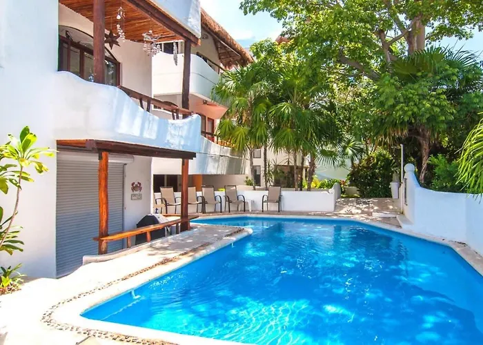 Private Terrace 3 Blocks To Mamitas & 5Th Ave, Gated With Pool *
