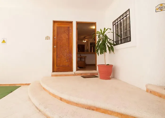 Private Terrace 3 Blocks To Mamitas & 5Th Ave, Gated With Pool