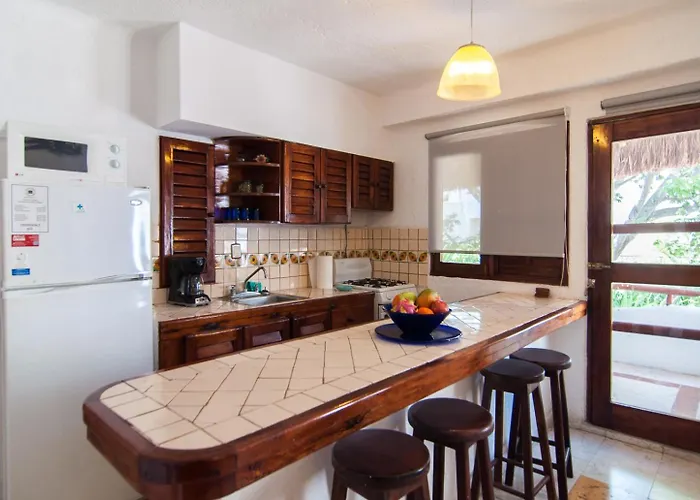 Apartment Private Terrace 3 Blocks To Mamitas & 5Th Ave, Gated With Pool *