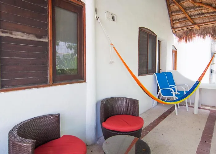 Private Terrace 3 Blocks To Mamitas & 5Th Ave, Gated With Pool
