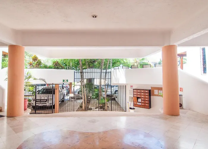Private Terrace 3 Blocks To Mamitas & 5Th Ave, Gated With Pool