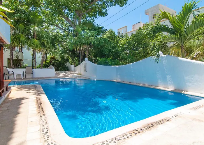 Private Terrace 3 Blocks To Mamitas & 5Th Ave, Gated With Pool Apartment *